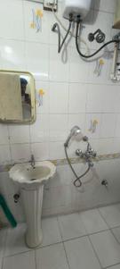 Bathroom Image of 900 Sq.ft 2 BHK Apartment / Flat for rent in Yerawada Pune for Rs. 29000