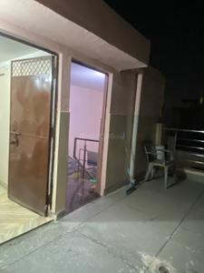Balcony Image of 550 Sq.ft 2 BHK Builder Floor for sale in Sector 5 Rohini New Delhi for Rs. 5200000