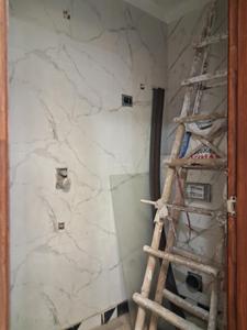 Common Bathroom Image of 1550 Sq.ft 3 BHK Apartment / Flat for sale in JMD Siddhi Vinayak, Sector 73 Noida for Rs. 7600000