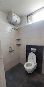 Bathroom Image of 550 Sq.ft 1 BHK Builder Floor for rent in HBR Layout Bengaluru for Rs. 20750