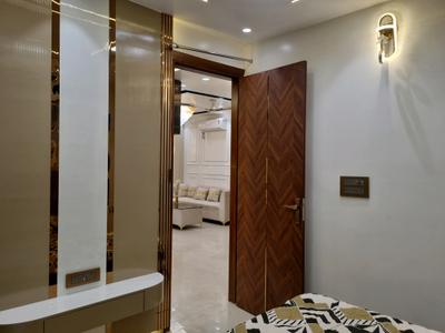 Bedroom Image of 810 Sq.ft 3 BHK Apartment / Flat for sale in Uttam Nagar New Delhi for Rs. 6500000