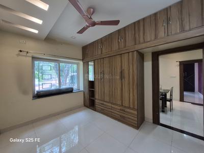 Bedroom Image of 1680 Sq.ft 3 BHK Apartment / Flat for rent in Main Road Ranchi for Rs. 30000
