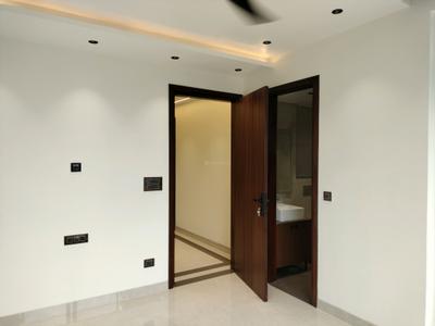 Bedroom Image of 2100 Sq.ft 4 BHK Apartment / Flat for sale in CGHS Shakti Apartments, Sector 5 Dwarka New Delhi for Rs. 38500000