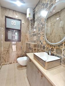 Image of 2200 Sq.ft 4 BHK Builder Floor for sale in Vasant Kunj, New Delhi for Rs. 27500000