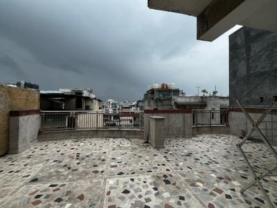 Terrace Image of 8000 Sq.ft 12 BHK Builder Floor for sale in Jamia Nagar New Delhi for Rs. 132500000