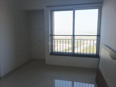 Bedroom Image of 900 Sq.ft 2 BHK Apartment / Flat for rent in Rustomjee Azziano, Thane West Thane for Rs. 40500