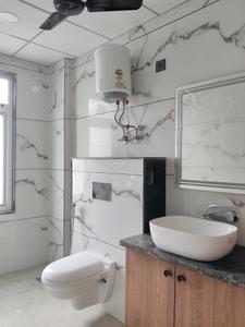 Common Bathroom Image of 1900 Sq.ft 3 BHK Builder Floor for sale in Sector 57 Gurgaon for Rs. 28500000