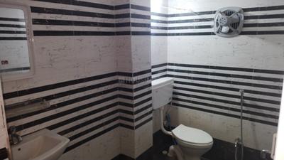 Bathroom Image of 500 Sq.ft 1 BHK Independent House for rent in CDA Sector 7 Cuttack for Rs. 6500