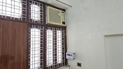 Bedroom Image of 1080 Sq.ft 2 BHK Builder Floor for rent in Delta II Greater Noida for Rs. 26000