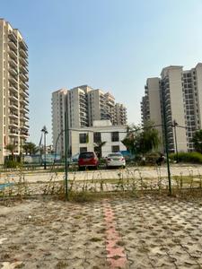 Image of 1100 Sq.ft 3 BHK Apartment / Flat for sale in Omaxe Aananda Tower A, Naini, Allahabad for Rs. 7800000