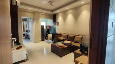 Living Room Image of 650 Sq.ft 1 BHK Apartment / Flat for rent in Maxblis Grand Wellington, Sector 75 Noida for Rs. 32000