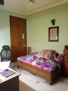 Bedroom Image of 1000 Sq.ft 3 BHK Apartment / Flat for sale in Swaraj Homes Surya Apartment Pocket A 11, Kalkaji Extension New Delhi for Rs. 15000000