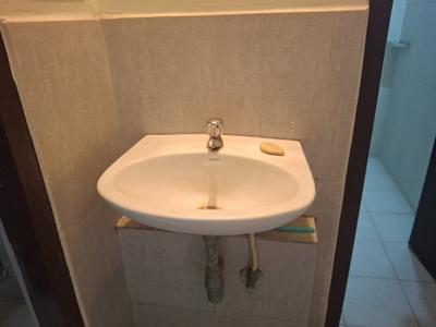 Bathroom Image of 650 Sq.ft 1 BHK Apartment / Flat for sale in Godrej Garden City, Jagatpur Ahmedabad for Rs. 3900000