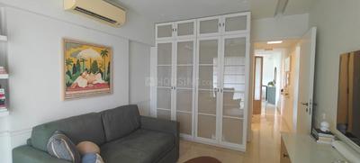 Bedroom Image of 930 Sq.ft 2 BHK Apartment / Flat for sale in Khar West Mumbai for Rs. 50000000
