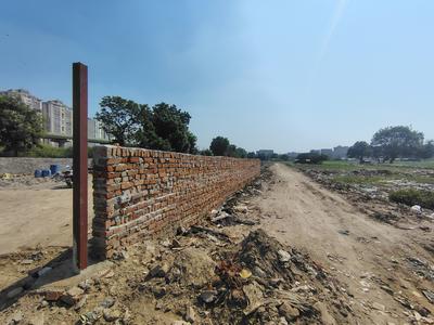 Image of 500 Sq.ft Residential Plot / Land for sale in Sector 101, Noida for Rs. 35000000