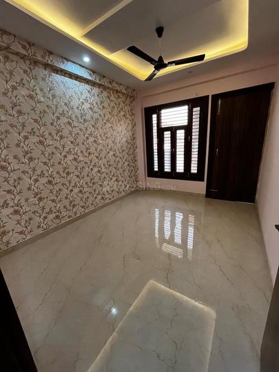 Vihaan Wardania Main Image 1