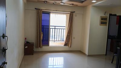 Living Room Image of 650 Sq.ft 2 BHK Apartment / Flat for sale in Thane West Thane for Rs. 13100000