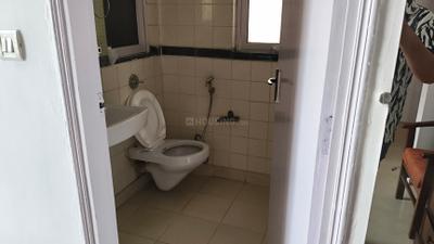 Image of 1105 Sq.ft 2 BHK Apartment / Flat for rent in DLF Regency Park 1, DLF Phase 4, Gurgaon for Rs. 50000