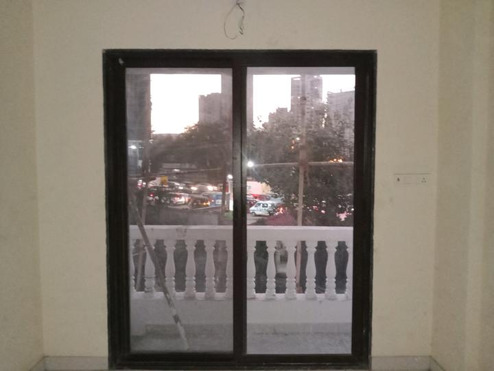 850 Sqft 2 BHK Flat for sale in Kalpataru Paramount Thane West, Thane