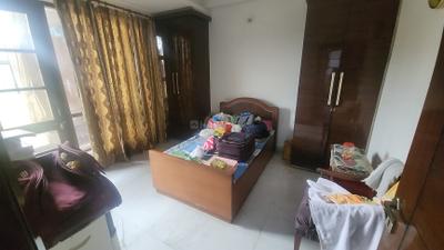 Bedroom Image of 1800 Sq.ft 3 BHK Builder Floor for sale in AGCR Enclave New Delhi for Rs. 35000000