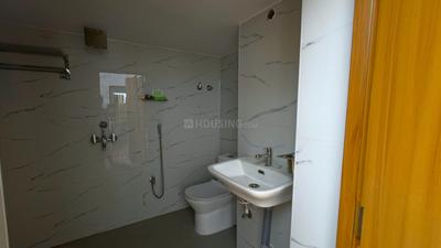 Bathroom Image of 1100 Sq.ft 2 BHK Independent House for rent in Nanjundapuram Coimbatore for Rs. 30000