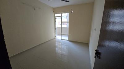 Bedroom Image of 670 Sq.ft 2 BHK Apartment / Flat for rent in Pyramid Elite, Sector 86 Gurgaon for Rs. 15000