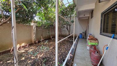Balcony Image of 6500 Sq.ft 8 BHK Independent House for sale in Neelbad Bhopal for Rs. 45000000