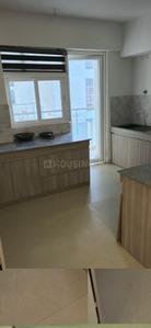 Kitchen Image of 3198 Sq.ft 4 BHK Apartment / Flat for sale in Godrej Palm Retreat 1, Sector 150 Noida for Rs. 49000000