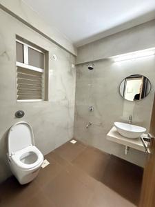 Image of 1350 Sq.ft 3 BHK Apartment / Flat for sale in Nirman Adi, Kalyani Nagar, Pune for Rs. 19500000