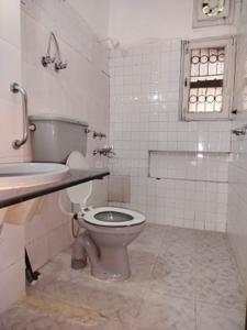 Image of 1000 Sq.ft 2 BHK Apartment / Flat for sale in DDA Flats Sarita Vihar, Sarita Vihar, New Delhi for Rs. 22500000