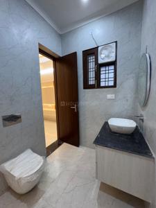 Bathroom Image of 4140 Sq.ft 5 BHK Villa for sale in Dehradun Residential Land, Sahastradhara Road Dehradun for Rs. 29500000