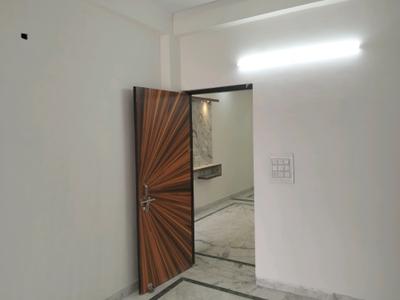 Bedroom Image of 910 Sq.ft 2 BHK Apartment / Flat for sale in Shalimar Garden Ghaziabad for Rs. 5200000