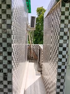 Balcony Image of 1500 Sq.ft 3 BHK Apartment / Flat for rent in Alaknanda New Delhi for Rs. 75000