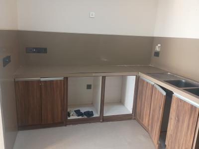 Kitchen Image of 2100 Sq.ft 4 BHK Apartment / Flat for rent in Rustomjee Paramount, Santacruz West Mumbai for Rs. 500000
