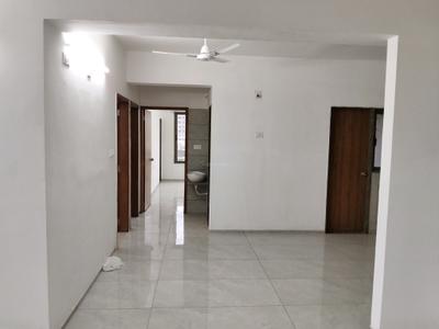 Dining Area Image of 2050 Sq.ft 3 BHK Apartment / Flat for rent in Kautilya One 54, Chandkheda Ahmedabad for Rs. 25000