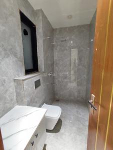Bathroom Image of 2150 Sq.ft 4 BHK Builder Floor for sale in Ansal Versalia Phase A1, Sector 67 Gurgaon for Rs. 25000000