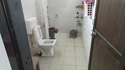Image of 1420 Sq.ft 3 BHK Apartment / Flat for sale in Majura Gate, Surat for Rs. 4400001
