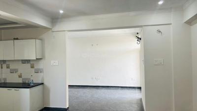 Kitchen Image of 1950 Sq.ft 3.5 BHK Apartment / Flat for rent in Vrindavan Yojana Lucknow for Rs. 26000