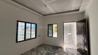 Bedroom Image of 3000 Sq.ft 8 BHK Independent House for sale in Kamalgazi Kolkata for Rs. 13000000