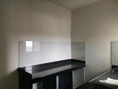 Kitchen Image of 658 Sq.ft 1 BHK Apartment / Flat for sale in Runwal Gardens Phase 3 Bldg No 24 To 26, Dombivli East Thane for Rs. 4800000