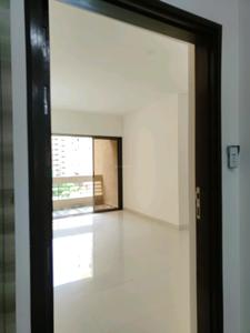 Main Entrance Image of 915 Sq.ft 2 BHK Apartment / Flat for sale in Evershine Amavi 303, Virar West Virar for Rs. 6500000