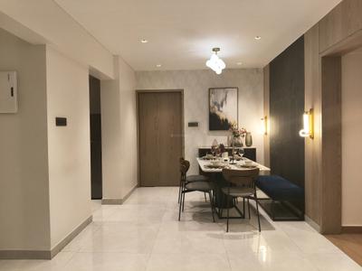 Living Room Image of 740 Sq.ft 2 BHK Apartment / Flat for sale in Matunga East Mumbai for Rs. 35000000