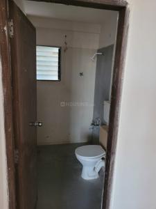Bathroom Image of 1000 Sq.ft 2 BHK Apartment / Flat for rent in Sheetal Vedika E Series, PDPU Road Gandhinagar for Rs. 19000