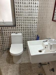 Bathroom Image of 954 Sq.ft 2 BHK Apartment / Flat for sale in Rajparis Lake View, Medavakkam Chennai for Rs. 6500000