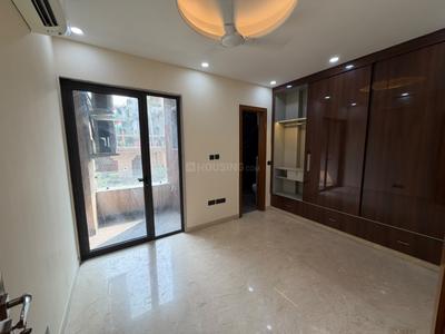 Bedroom Image of 900 Sq.ft 2 BHK Builder Floor for sale in Lajpat Nagar New Delhi for Rs. 20000000