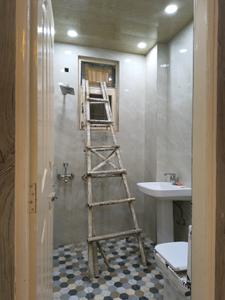 Common Bathroom Image of 1200 Sq.ft 3 BHK Builder Floor for sale in Indirapuram Ghaziabad for Rs. 10200000