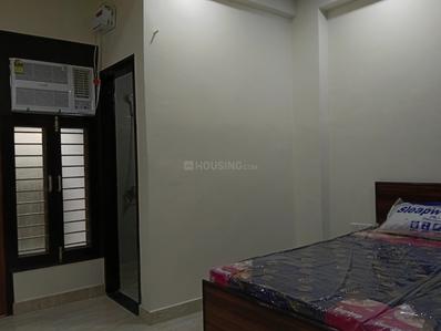 Bedroom Image of 450 Sq.ft 1 RK Builder Floor for rent in Sector 30 Gurgaon for Rs. 23000