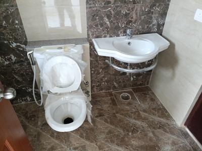 Image of 1825 Sq.ft 3 BHK Apartment / Flat for rent in Purvanchal Royal City Phase 2, Chi V, Greater Noida for Rs. 36000