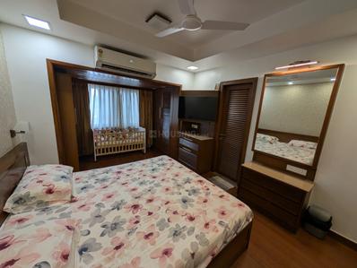 Bedroom Image of 1200 Sq.ft 3 BHK Apartment / Flat for sale in Lodha Park, Worli Mumbai for Rs. 65000000
