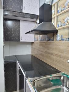 Kitchen Image of 300 Sq.ft 1 RK Apartment / Flat for rent in Sholinganallur Chennai for Rs. 14000
